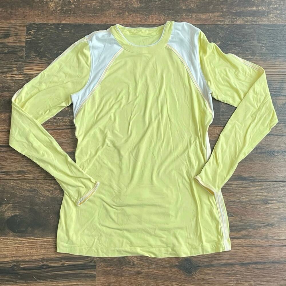 Lululemon Layer Me Run Long Sleeve zip Pocket Thumbhole 10 reflective